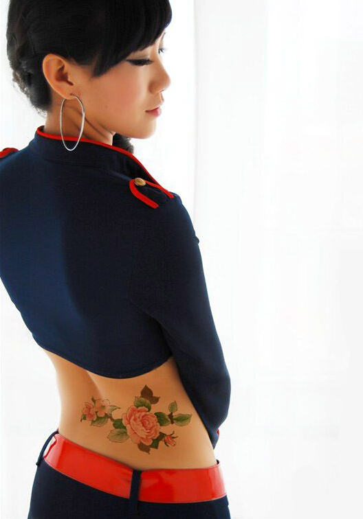 photoshop为美女添加逼真的茶花纹身-步骤 6