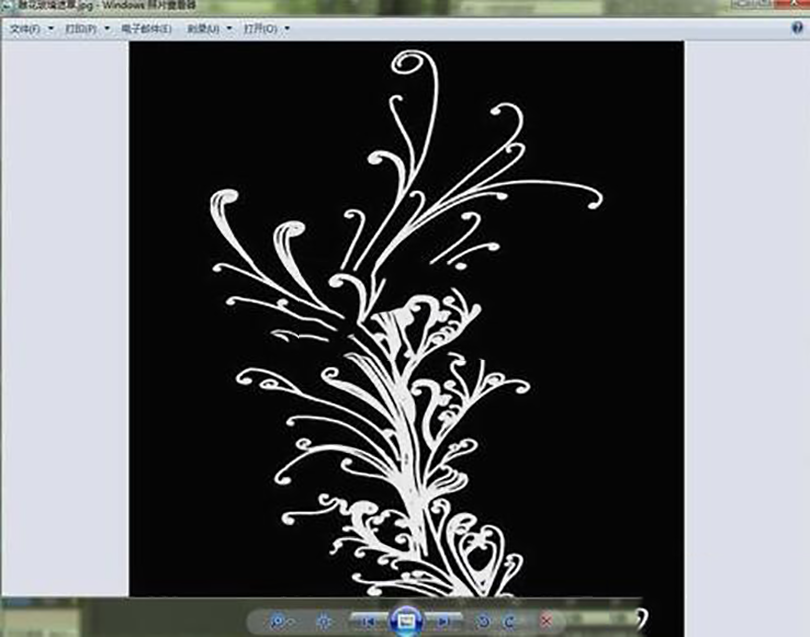 3DSMAX制作混合材质贴图的步骤之加载遮罩雕花图片文件